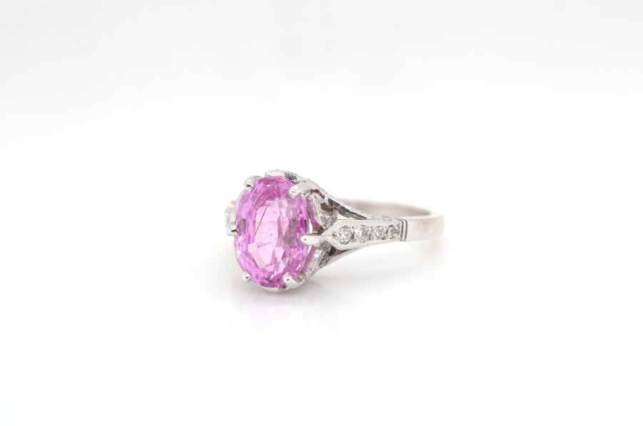 Bottazzi Blondeel Bague Saphir Rose Ovale Et Diamants En Platine Bagues Vintage Et De Creation