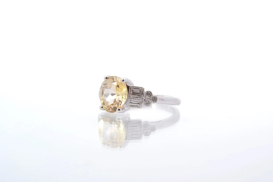 Bottazzi Blondeel Bague Vintage Saphir Jaune Et Diamants Bagues Vintage Et De Creation